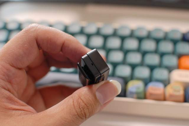 C2預(yù)售體驗(yàn) 僅重5張A4紙，一體化屏幕雙麥AI錄音筆開啟文藝創(chuàng)作新紀(jì)元